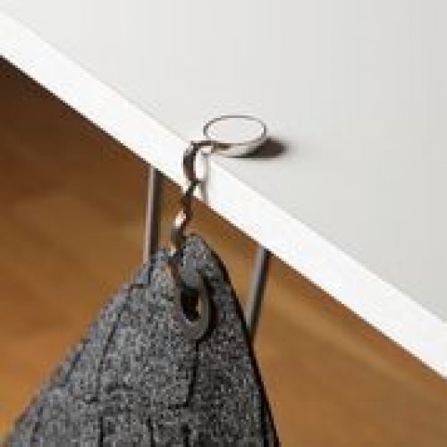 Koukku työpistematolle