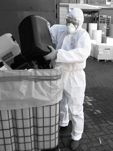 Suojahaalari CAT III Kertakäyttö L valkoinen