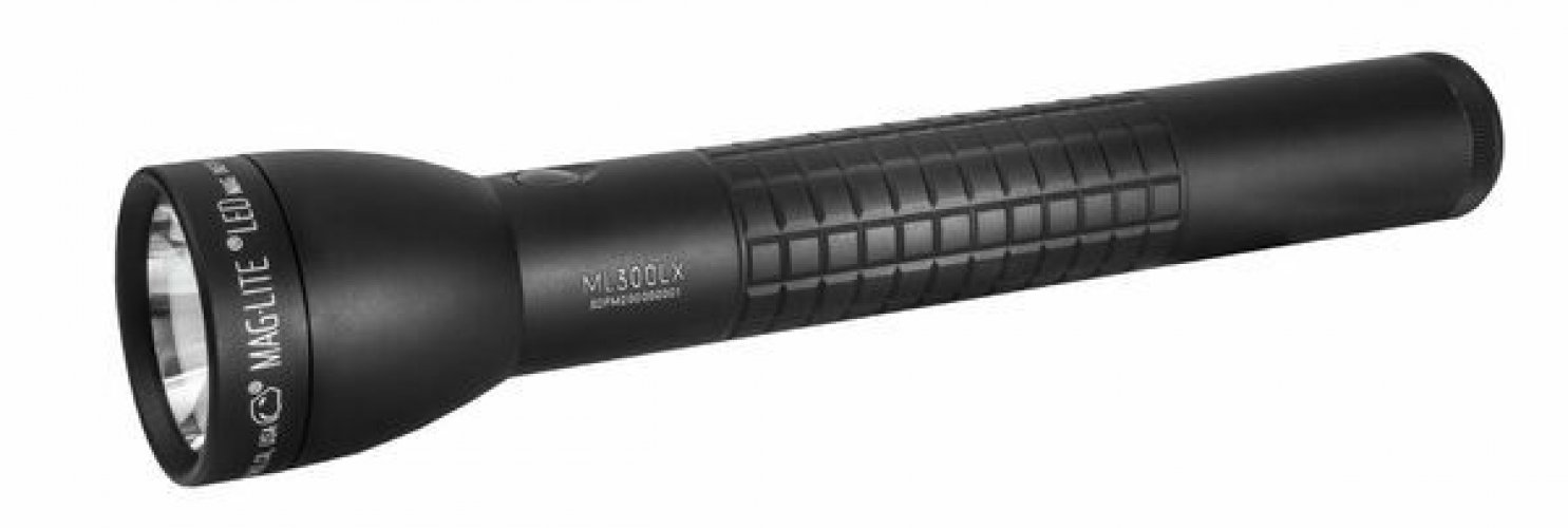 550284 Taskulamppu Maglite LED ML300LX-S3 on tehokas ohjelmoitava LED-valaisin monipuoliseen käyttöön. Taskulampussa on säädettävä valokeila, pitävä mattapinnoitus ja pitkä paloaika.